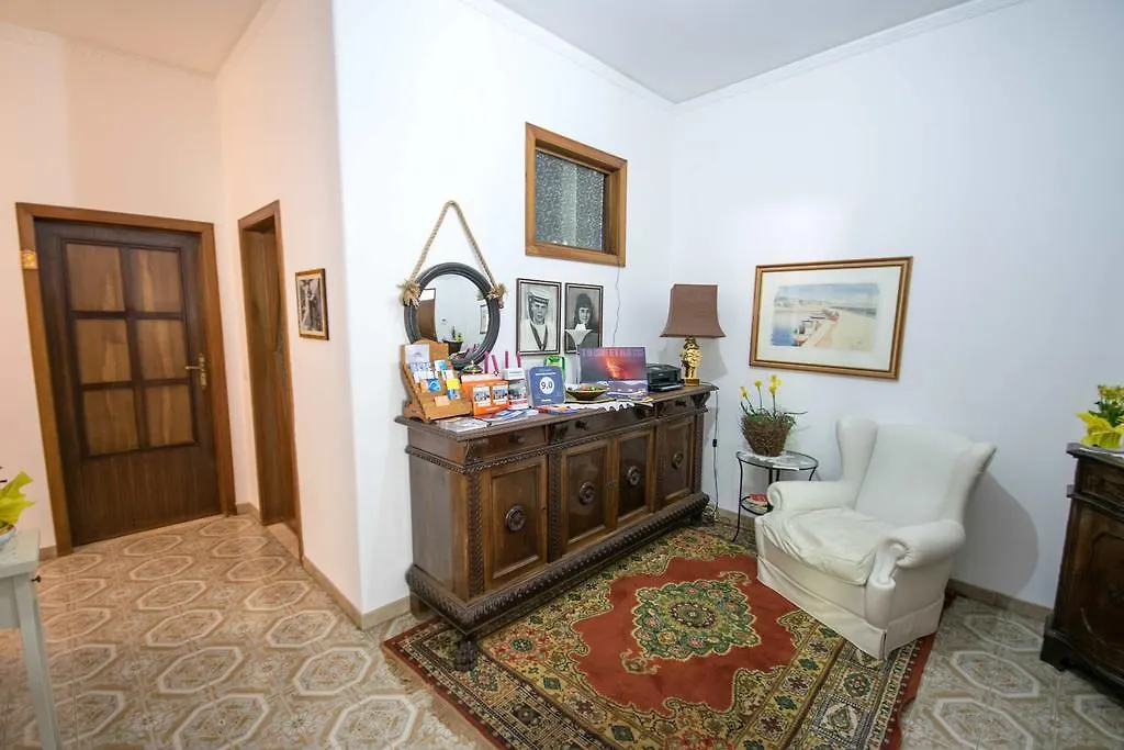 B&B Il Muro Vecchio Giardini-Naxos Bed & Breakfast