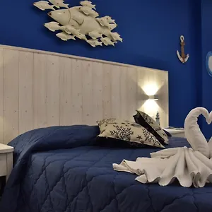 Marina Blu Bed and breakfast