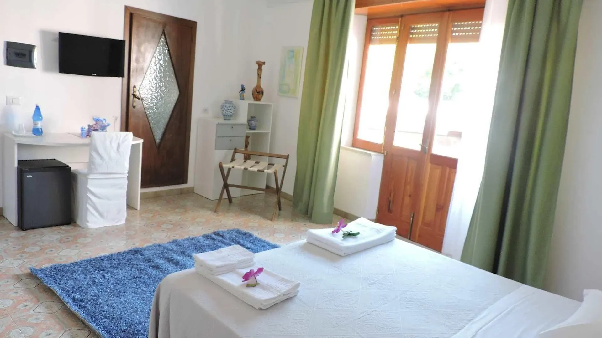 Bed & Breakfast B&B Il Muro Vecchio Giardini Naxos